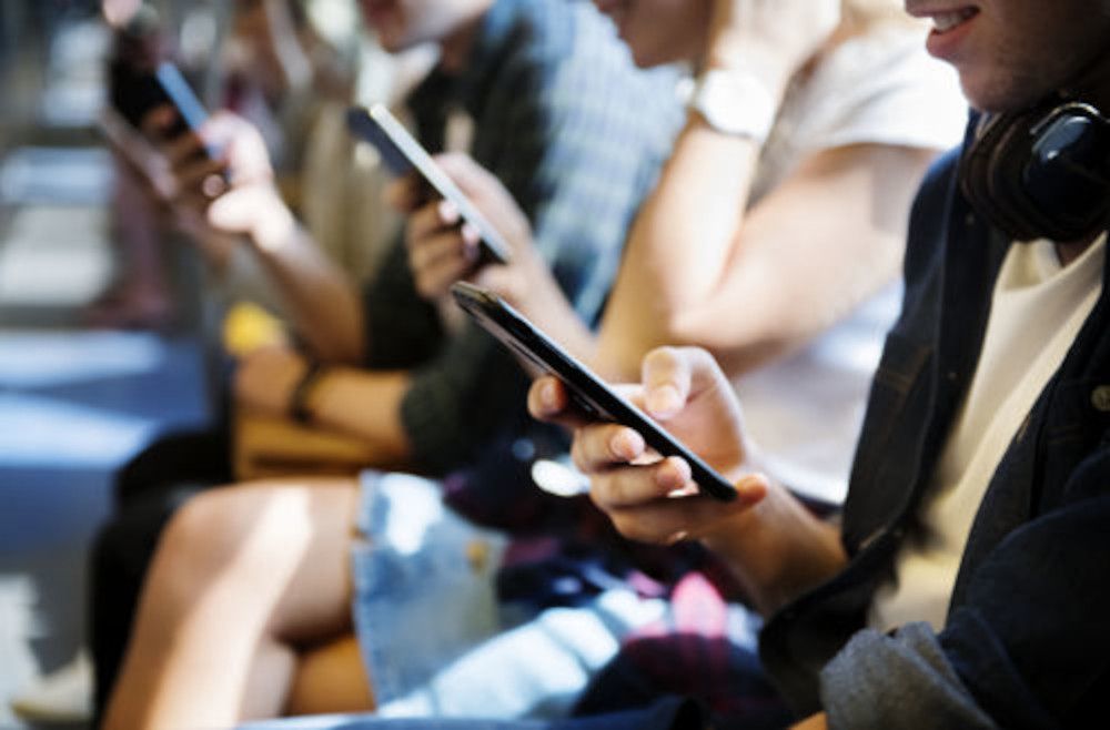 "Digitales Fasten" gegen FOMO: So schützen Sie sich vor der Angst, etwas zu verpassen
