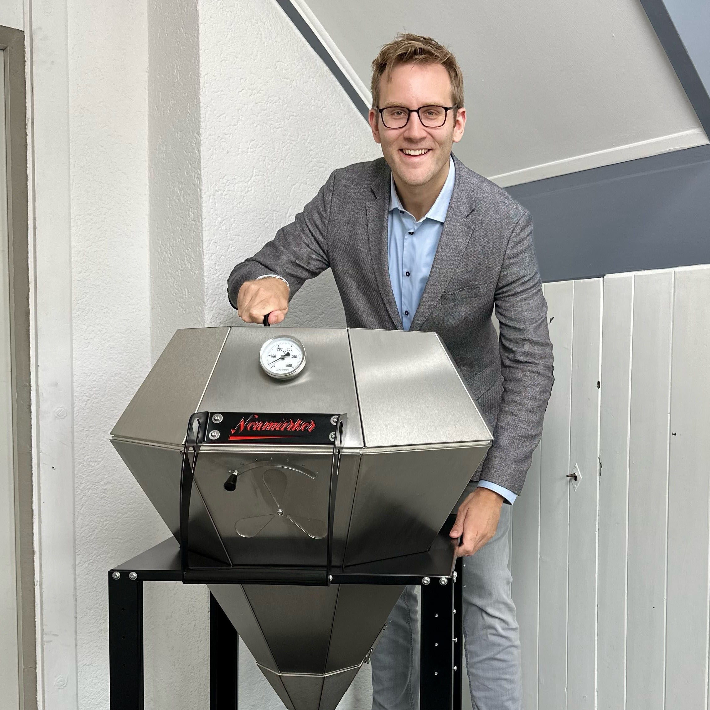 Neumärker Robin Hellwinkel mit Diamant Grill g