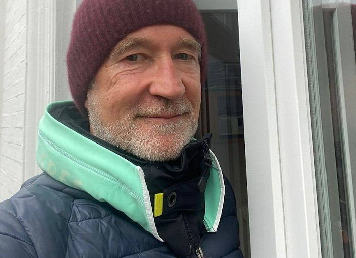 Peter Lohmeyer setzt auf den Hövding 3