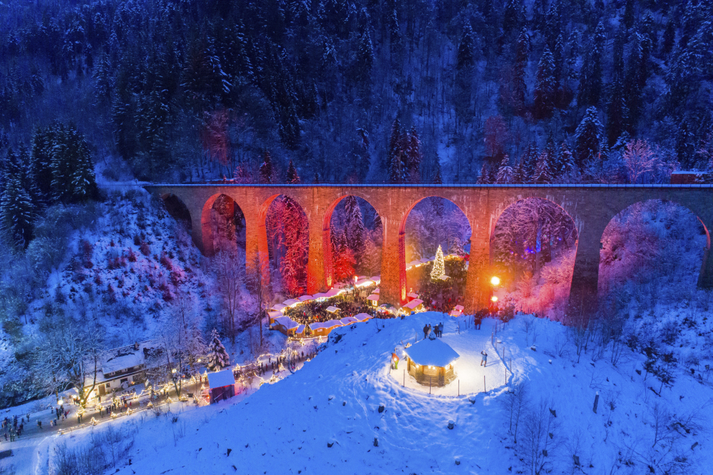 Weihnachtsmarkt in der Ravennaschlucht g