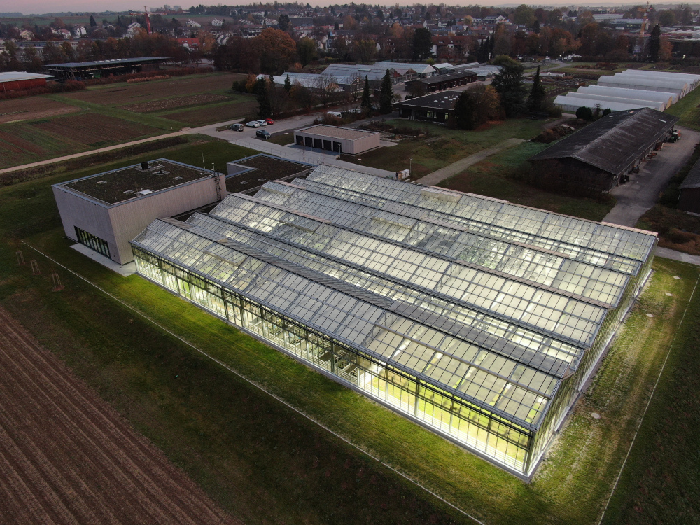 High-Tech-Gewächshaus für Klimaforschung & Bioökonomie