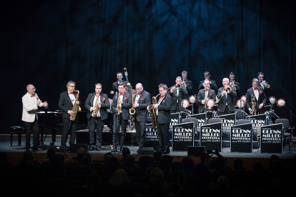 The world famous GLENN MILLER ORCHESTRA