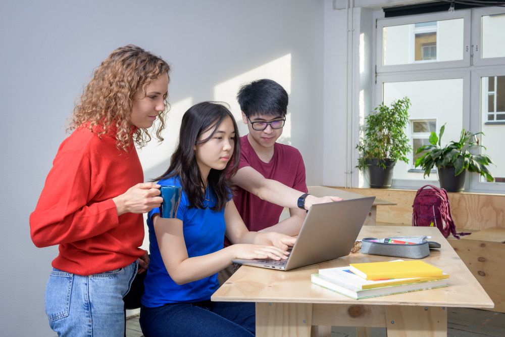 Frühzeitig über Stipendienmöglichkeiten informieren