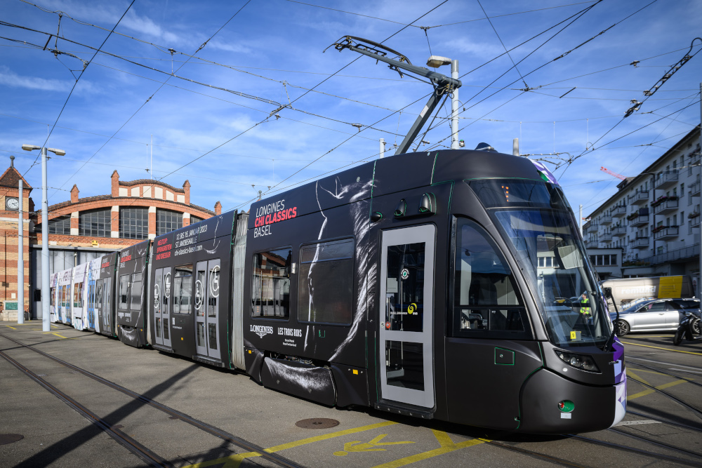 175'000 Kilometer Werbung für di Longines Chi Classics Basel