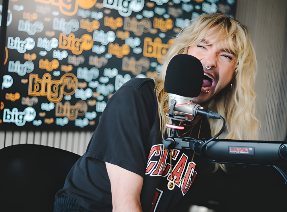 Bill Kaulitz übernimmt den Radiosender bigFM und bekommt tägliche Show