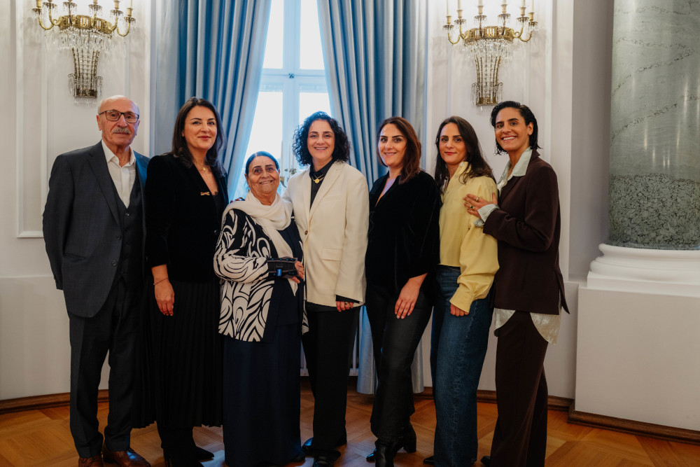 Karl Kübel Preis geht an Menschenrechtsaktivistin Düzen Tekkal und ihre Familie