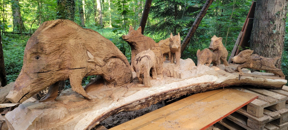 Kunst trifft Säge: Kettensägen Kunsttage in Wilchingen