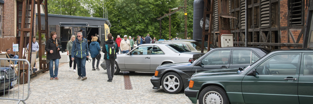 Oldtimer im Zentrum des Geschehens