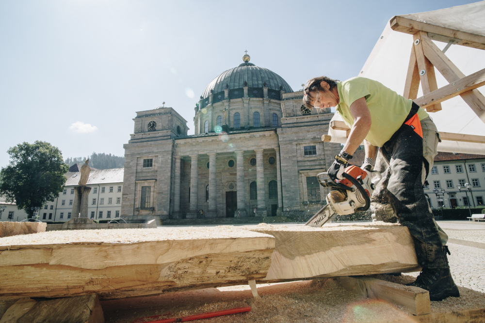 Das 29. Internationale Bildhauersymposium in St. Blasien verwandelt die Domstadt in ein offenes Atelier