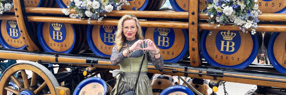 Oktoberfest 2026: Dirndl, Nagellack und UV-Gele