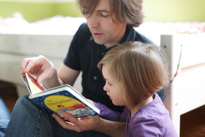 Den Vatertag zum Vorlesetag machen