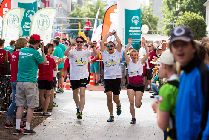 Höhepunkt der Special Olympics 2016 mit Lift Unified Läufern