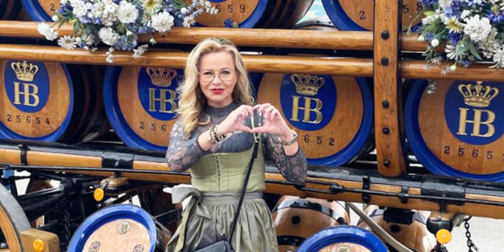 Oktoberfest 2026: Dirndl, Nagellack und UV-Gele