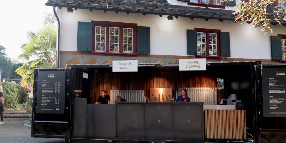 Das Wirtshaus St. Jakob PopUp startet am 21. April 2025 in die Sommersaison.