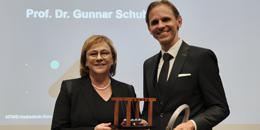 HTWG feiert Amtsübergabe an Gunnar Schubert und verabschiedet Sabine Rein