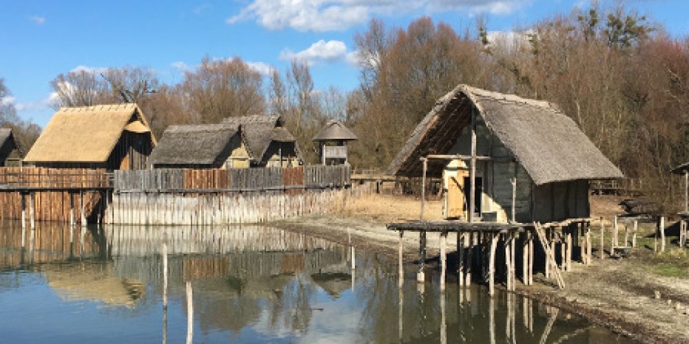 Ausflug mit Bodenseepanorama: Pfahlbauten Unteruhldingen an Wochenenden wieder geöffnet