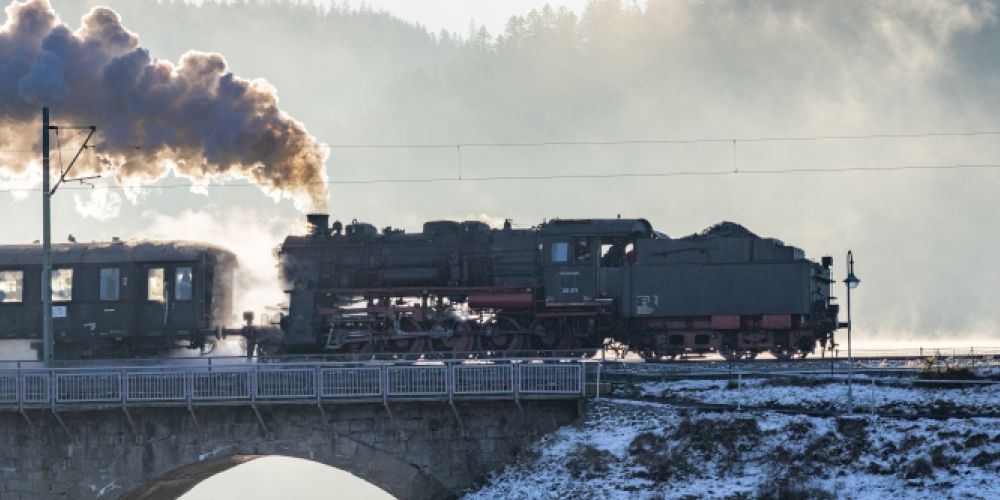 Ein Stück Hochschwarzwälder Geschichte, die Dreiseenbahn, wird 100 Jahre alt