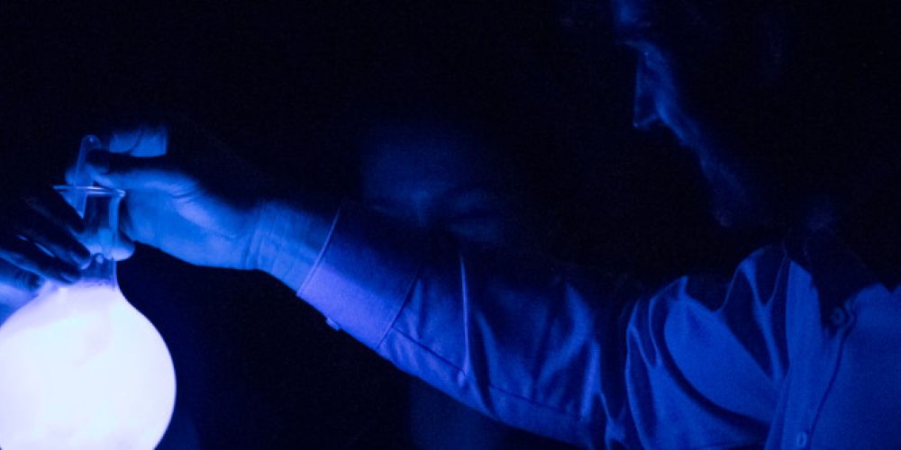 „Science Days“ am Hochrhein. „Chemie zum Anfassen“ bringt Wissen- schaft in die Schule.