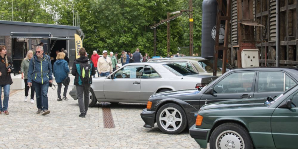 Oldtimer im Zentrum des Geschehens