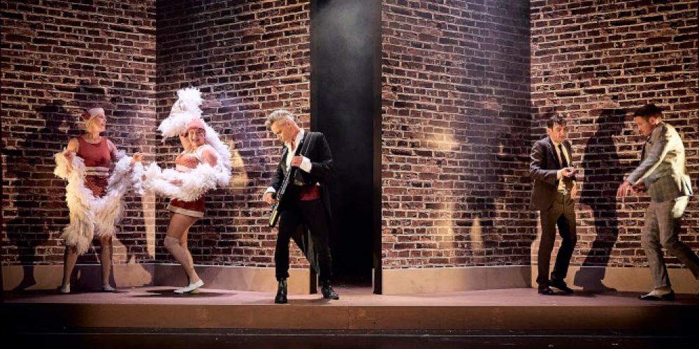 Burghof Lörrach: TOBS bringt Theaterstück "Fabian" für die Bühne