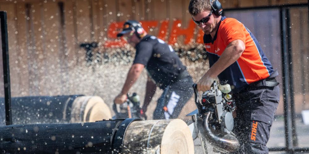 Sportholzfäller Danny Martin überragt beim Ford Ranger Cup