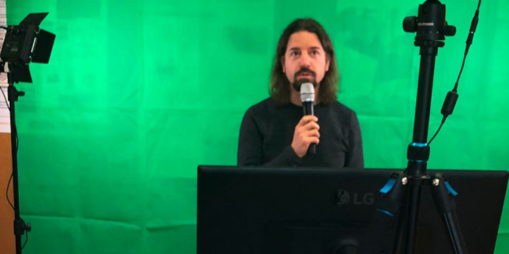 Roboterwettbewerb RoboRAVE-Cyberspace 2022 – 13 Teams am Start