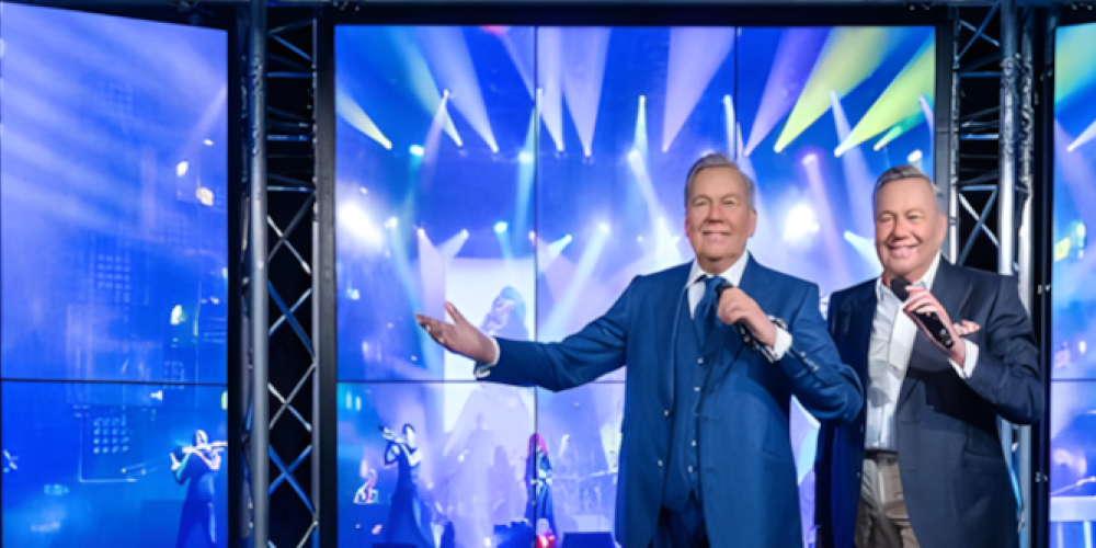 Roland Kaiser trifft auf sein Wachs-Double!