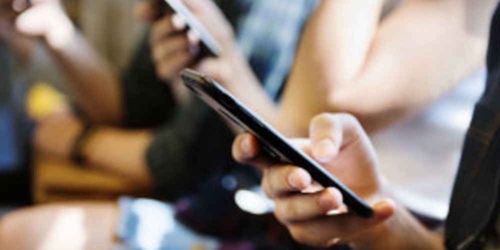 "Digitales Fasten" gegen FOMO: So schützen Sie sich vor der Angst, etwas zu verpassen