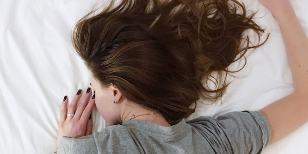 Wie man die Dosis von CBD für den Schlaf berechnet