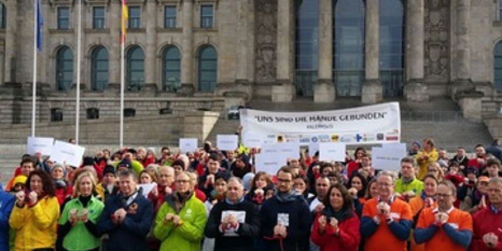 World Vision -  „Uns sind die Hände gebunden“