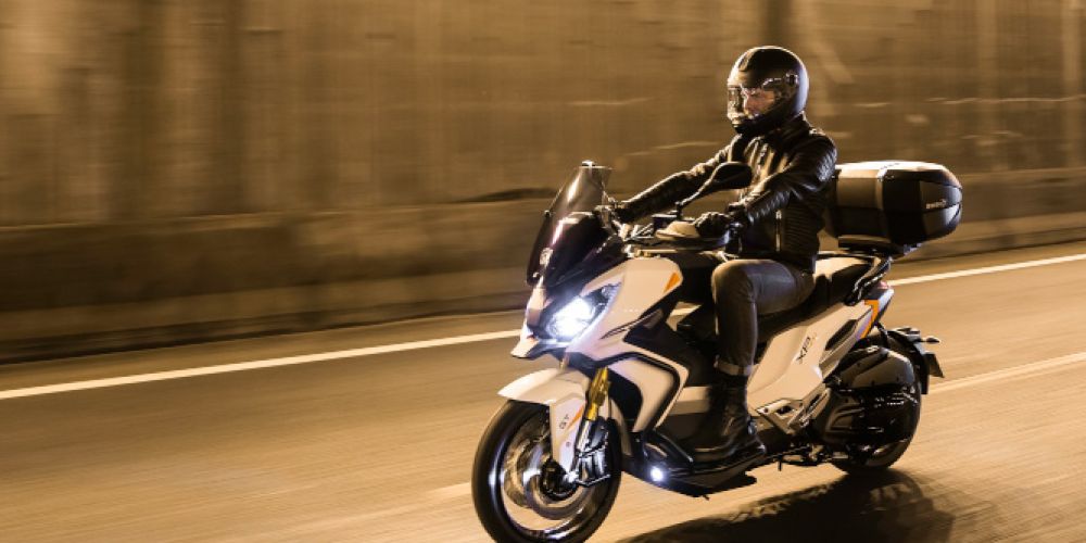 Mythos Autobahn: der Knigge für Motorradfahrende