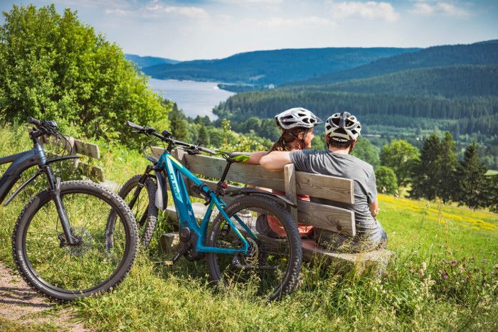 Naturerlebnis mit dem E-Bike – Seenradweg Hochschwarzwald