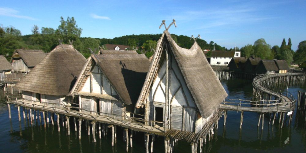 „Haus am See“ – Bienenhaltung und Honiggewinnung in den Pfahlbauten am Bodensee