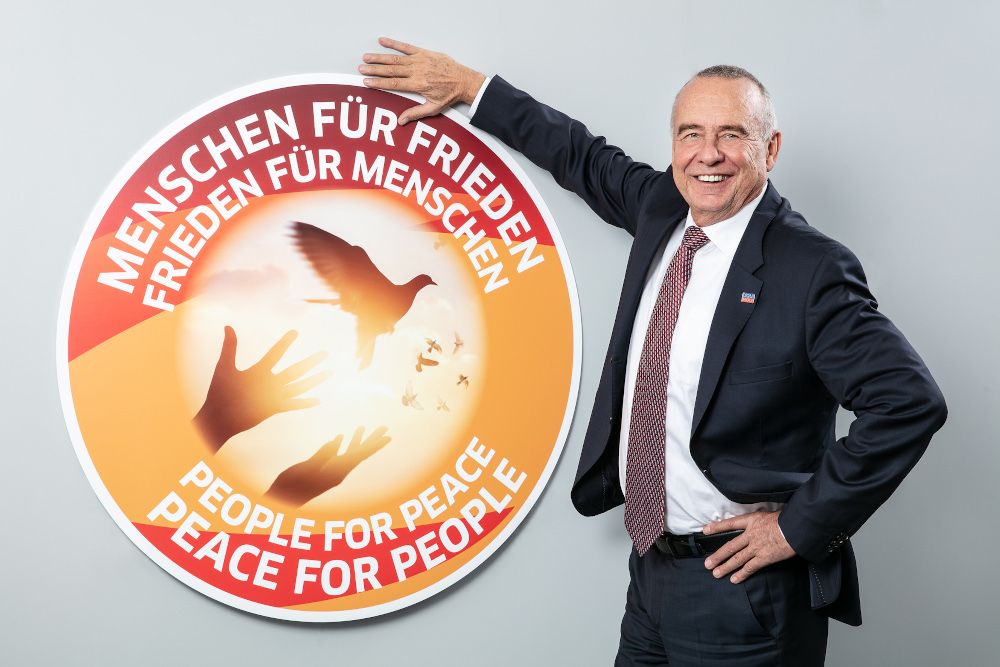Ernst Prost ruft zu Hilfe für die Ukraine auf