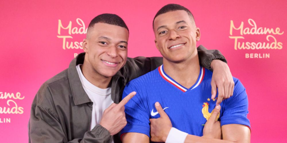 Kylian Mbappé enthüllt seine Wachsfigur für das Madame Tussauds