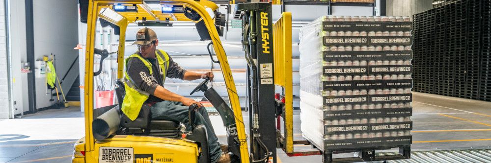 Was eignet sich besser für Unternehmen: Holz- oder Kunststoffpaletten?