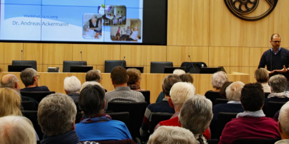 Veranstaltung zum Thema Demenz im Waldshuter Landratsamt stößt auf große Resonanz