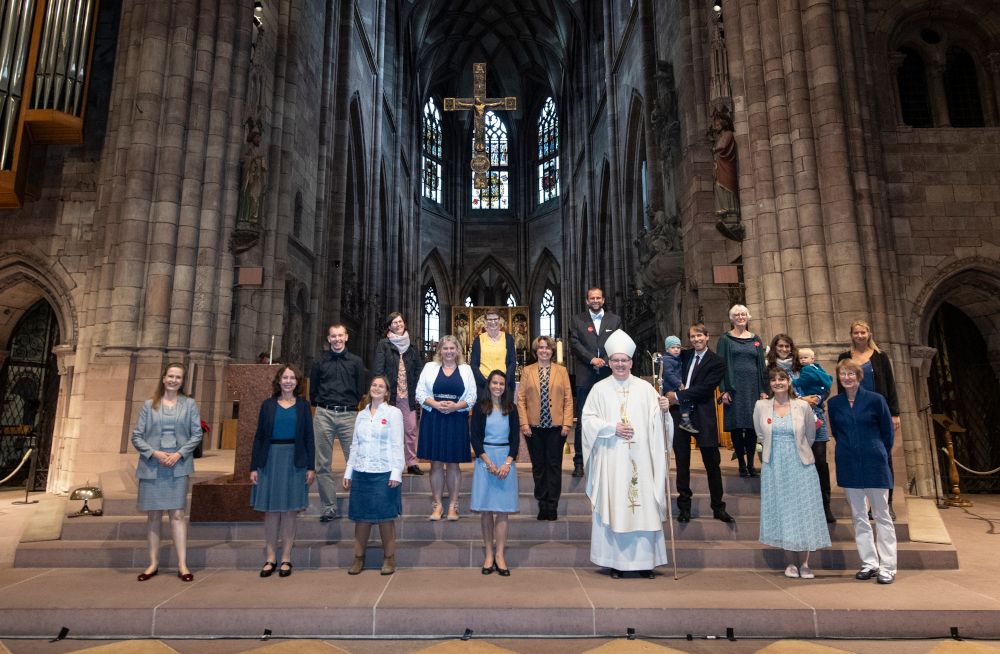 16 neue Schulseelsorgerinnen und Schulseelsorger der Erzdiözese beauftragt