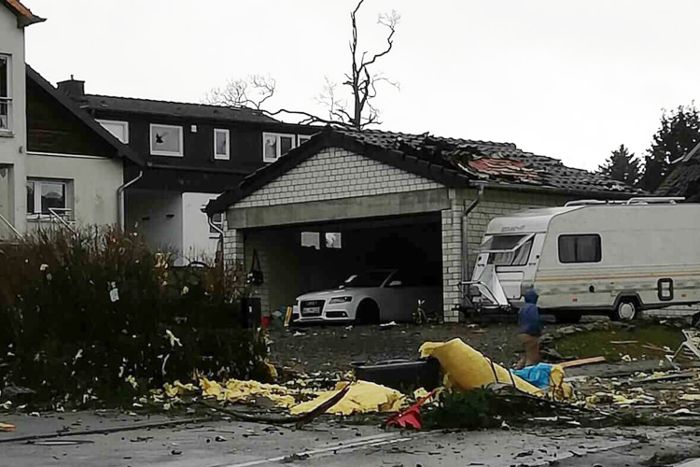 Tornado fegt durch die Eifel