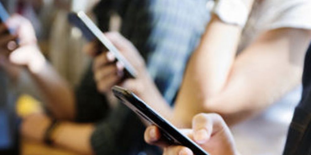 Wie "Fomo" immer mehr Menschen krank macht