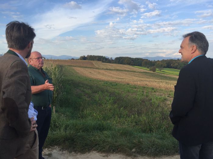 Gute Zusammenarbeit zwischen Jägern und Landwirtschaft ist beispielhaft.