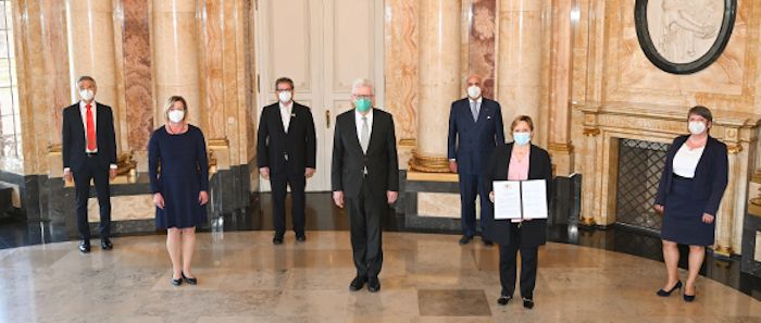 Landessportverband und Land unterzeichnen Solidarpakt Sport IV