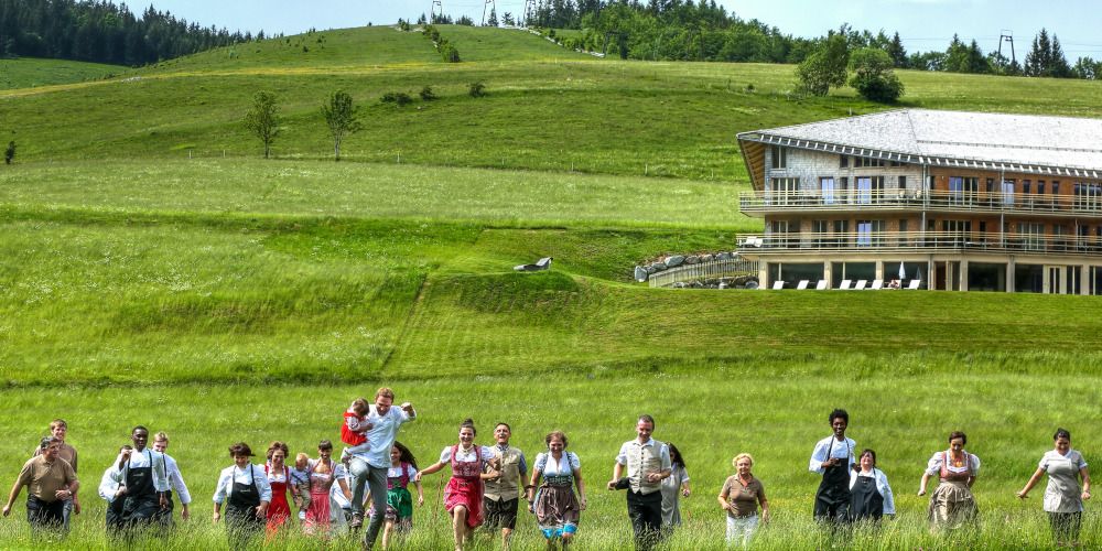 „derWaldfrieden“ erhält Grünen MICHELIN Stern