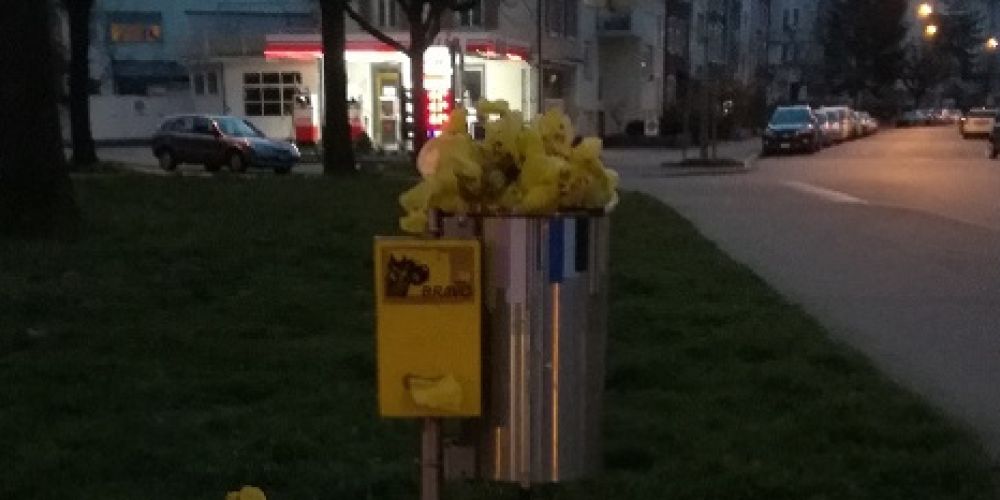 SVP fordert Stopp des unsinnigen „Mistkübel“-Projekts in den Quartieren