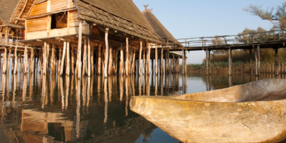 Hau den Einbaum im Pfahlbaumuseum Unteruhldingen