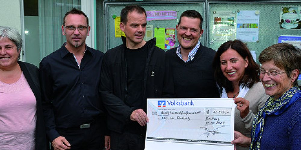 combit Software GmbH spendet für Flüchtlingshilfe