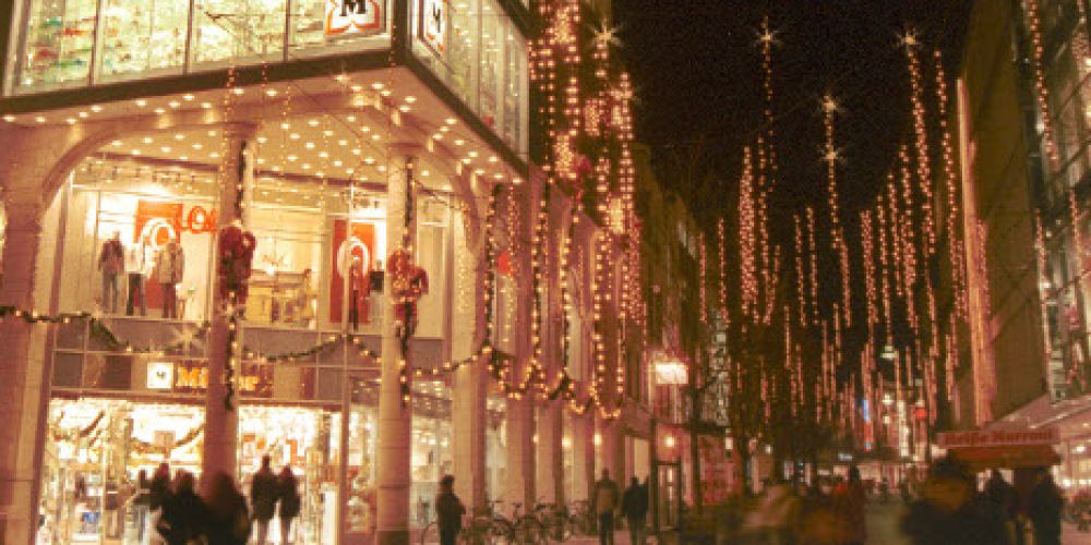 Einzelhändler und Dienstleister finanzieren die Lörracher Weihnachtsbeleuchtung