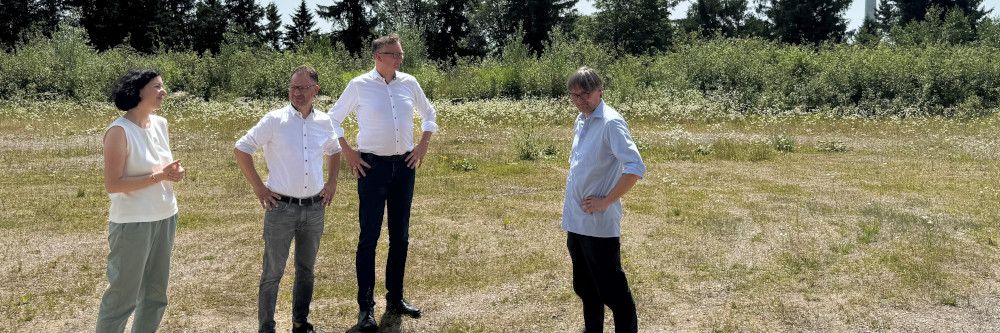 Sarah Hagmann besucht EWS und Haas+Mandau zum Thema Energiewende