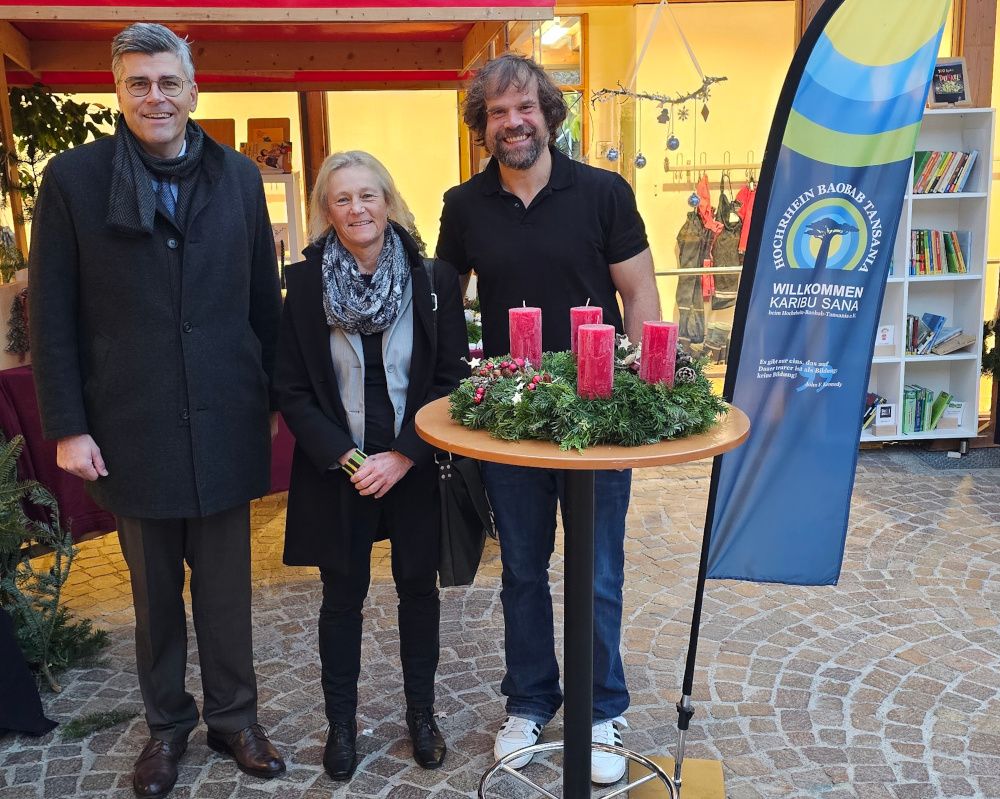 Landratsamt unterstützt Adventskranz-Aktion der Carl-Heinrich-Rösch-Schule