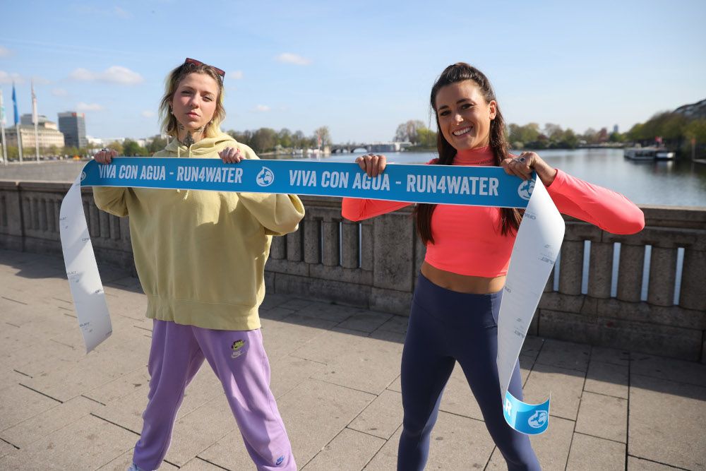 Viva Con Agua - Imke Salander und Jolle motivieren Hamburger zum Treppenlaufen & Spenden